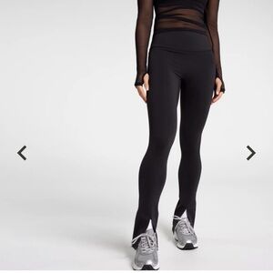 BUNDLE - CALIA Essentials Split Front Legging + DSG Momentum Seamless Cami